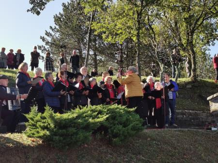 Spominska slovesnost v Kučibregu (1)